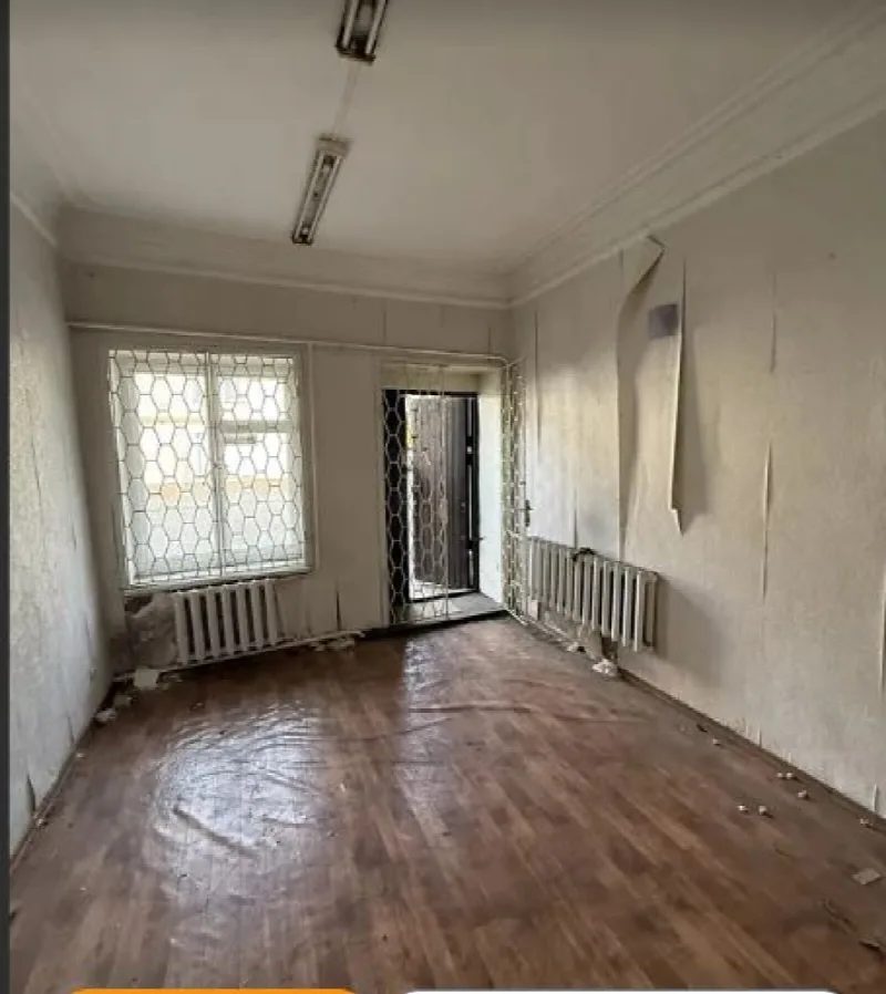 Коммерция, 50 м², Центр