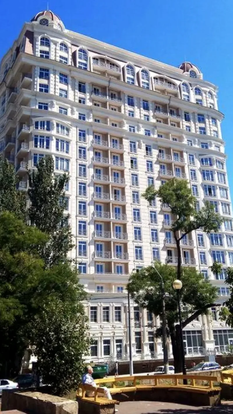 3-комнатная квартира, 140 м², Бельэтаж, Центр