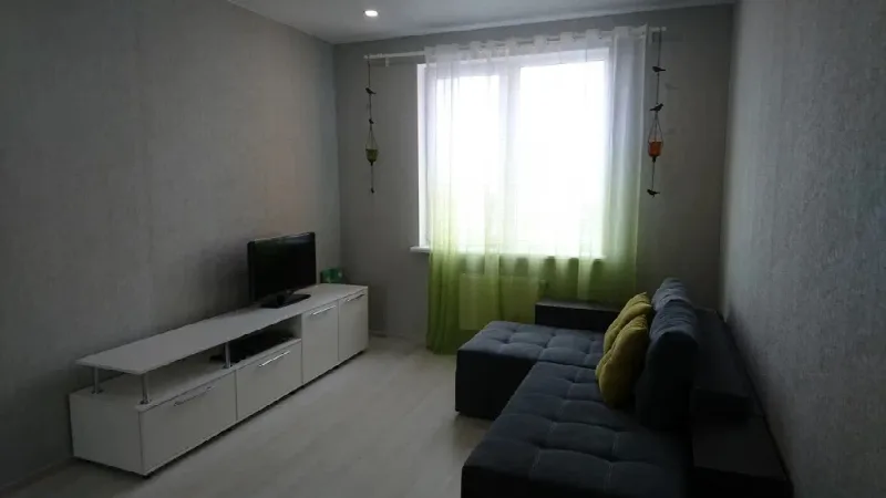1-кімнатні, 43 м²