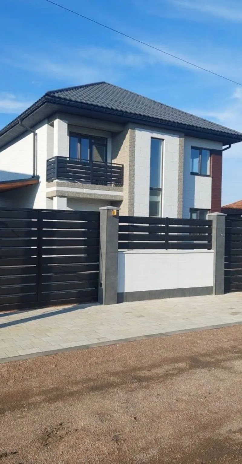 4-кімнатний будинок, 140 м², Фонтанка