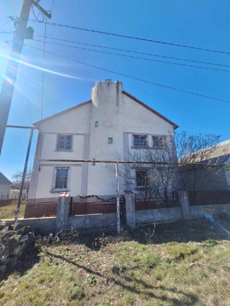 5-кімнатні, 257 м²