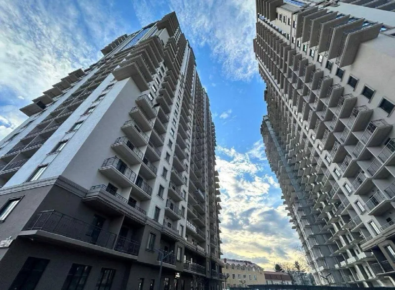 2-кімнатні, 75 м²