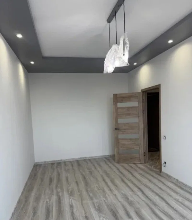 1-кімнатні, 40 м²