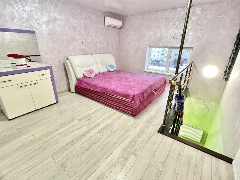 1-кімнатні, 47 м²