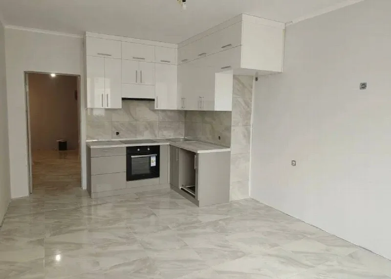 2-кімнатні, 83 м²