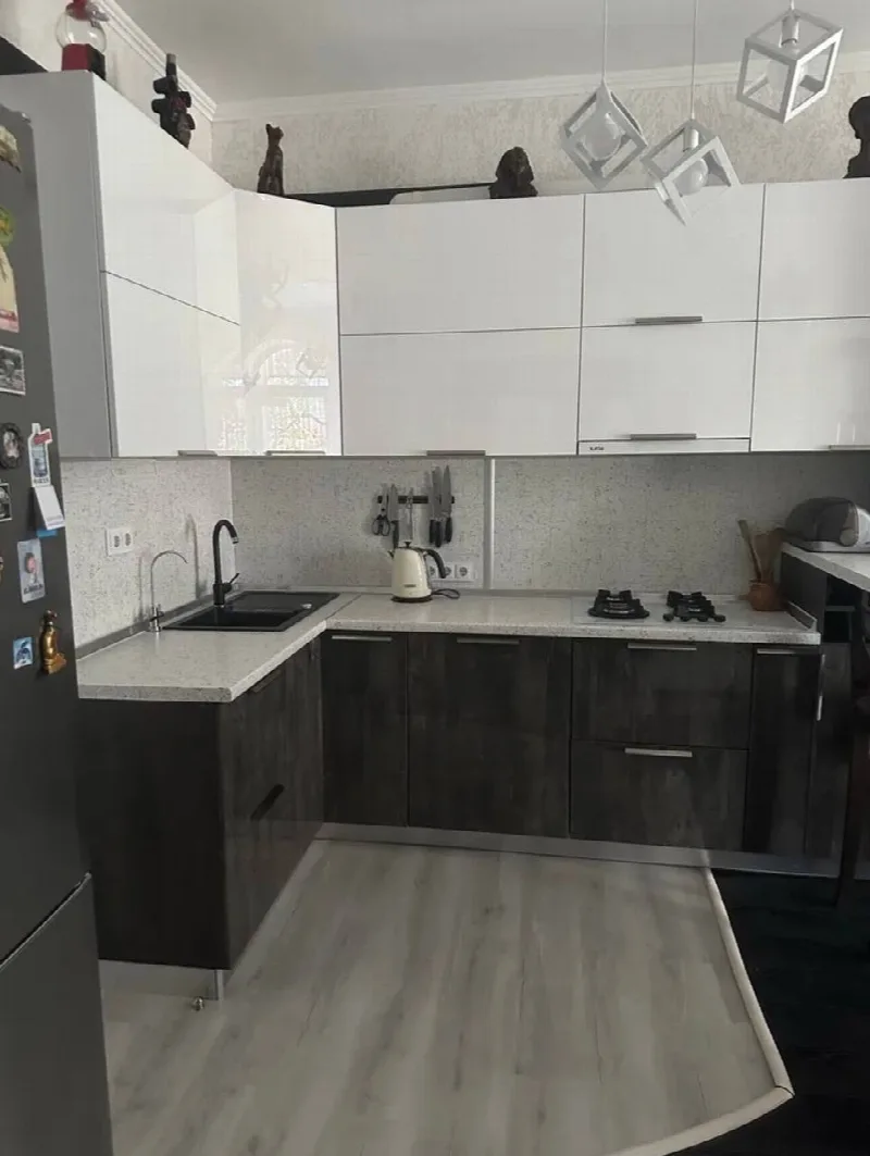 2-комнатная квартира, 119 м², Центр