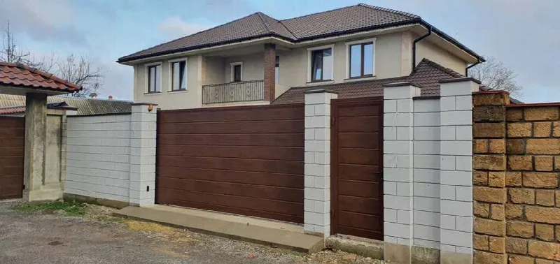 3-кімнатний будинок, 210 м², Чубаївка