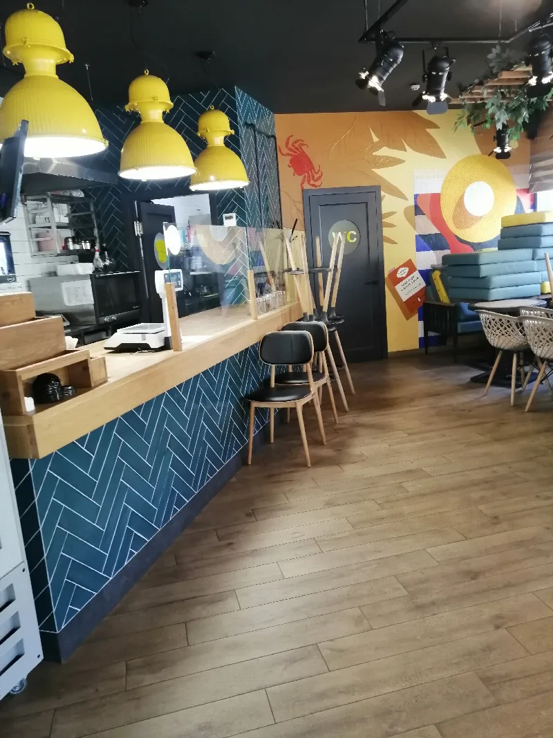 Commercial, 76 m², Fontan