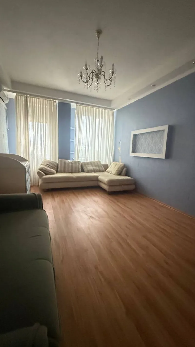 1-кімнатні, 47 м²