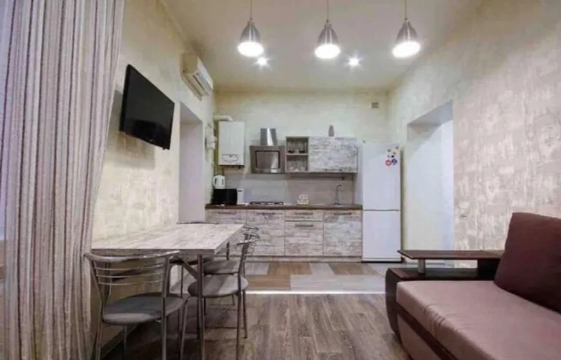 2-кімнатна квартира, 59 м², Центр