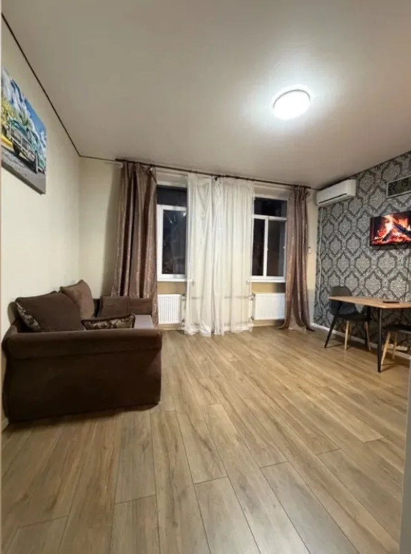 1-кімнатні, 25 м²