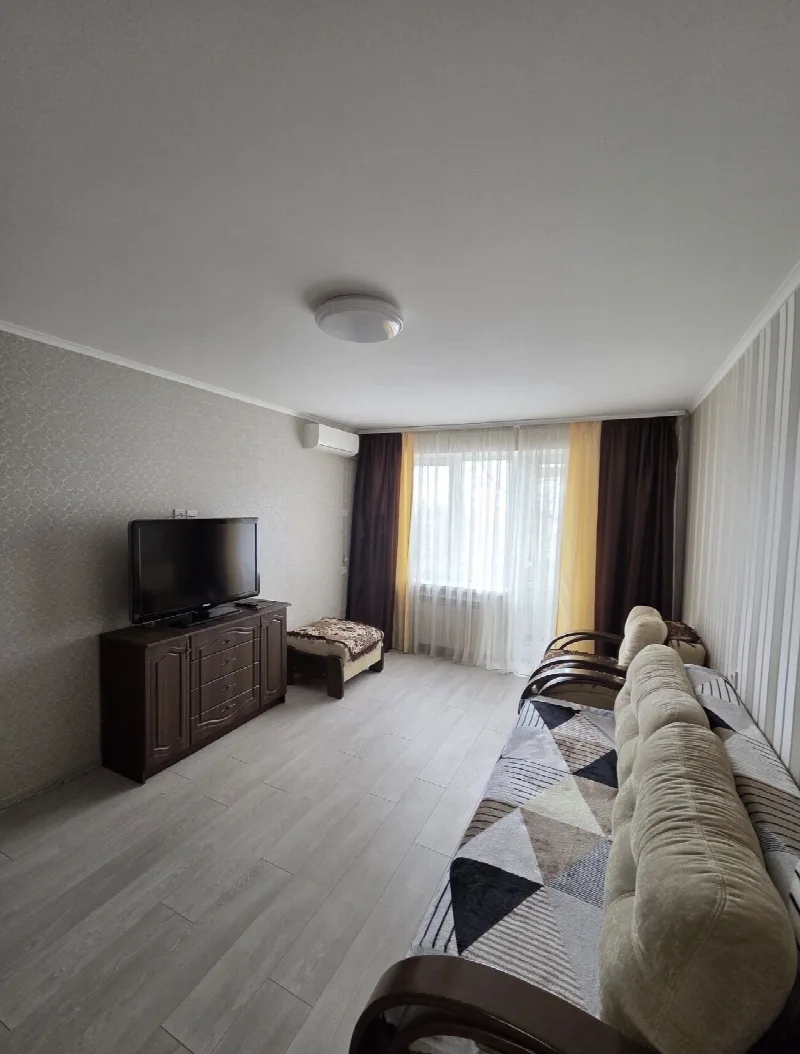 1-кімнатні, 33 м²