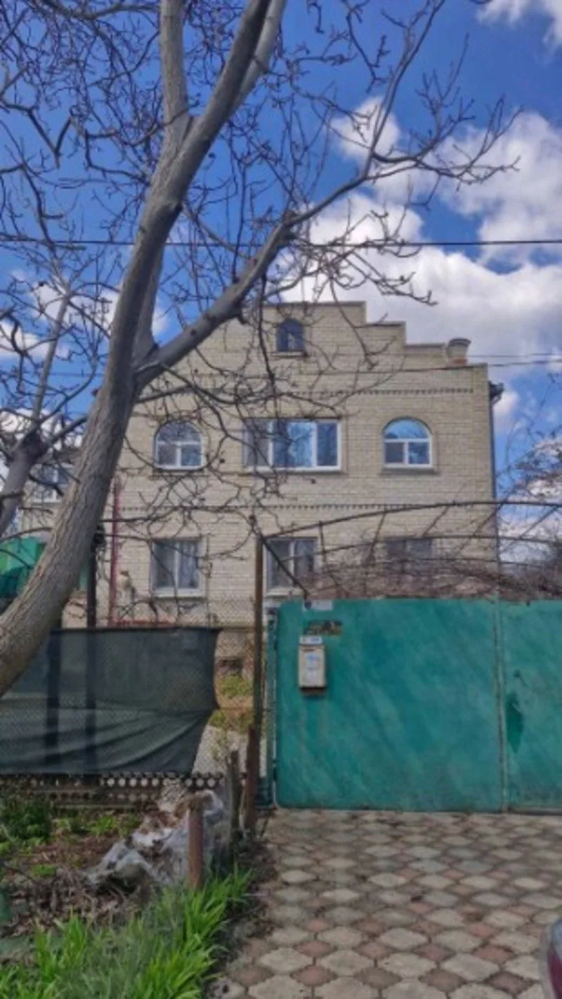 4-кімнатні, 360 м²