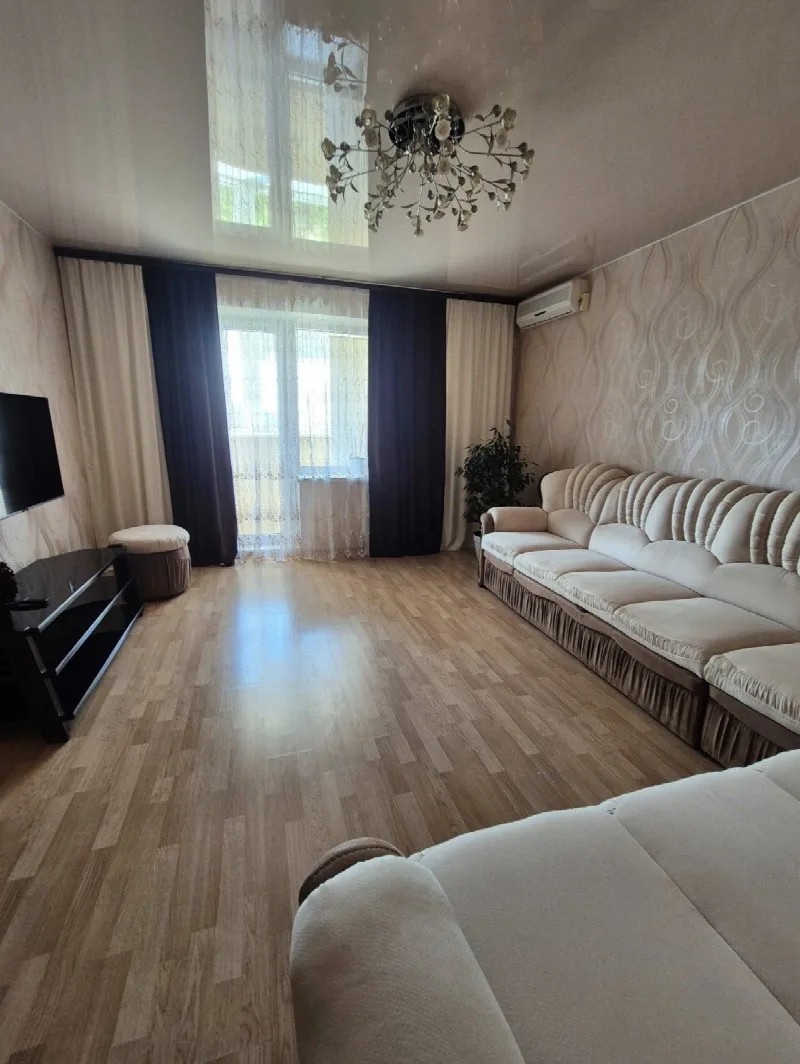 3-кімнатна квартира, 91 м², Котовського