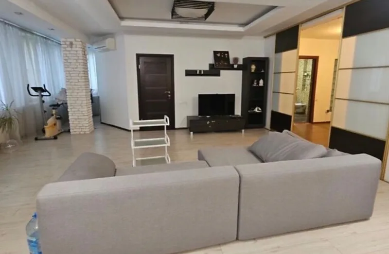 2-room apartment, 98 m², Slobidka