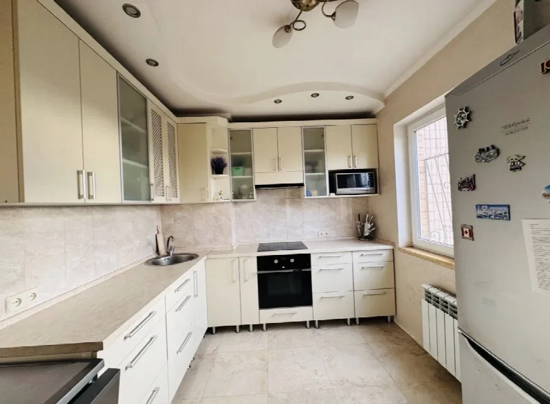3-комнатная квартира, 73 м², Котовского