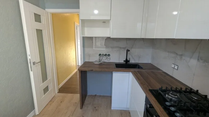 1-кімнатна квартира, 36 м², Таїрова