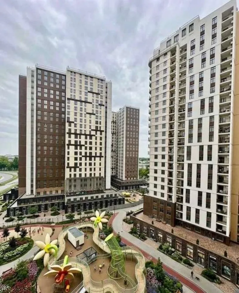 1-кімнатні, 42 м²