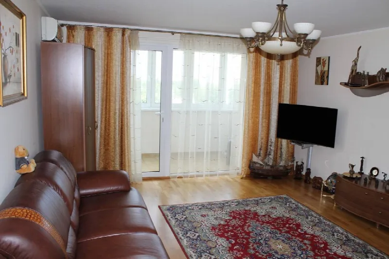 2-кімнатна квартира, 66 м², Черемушки
