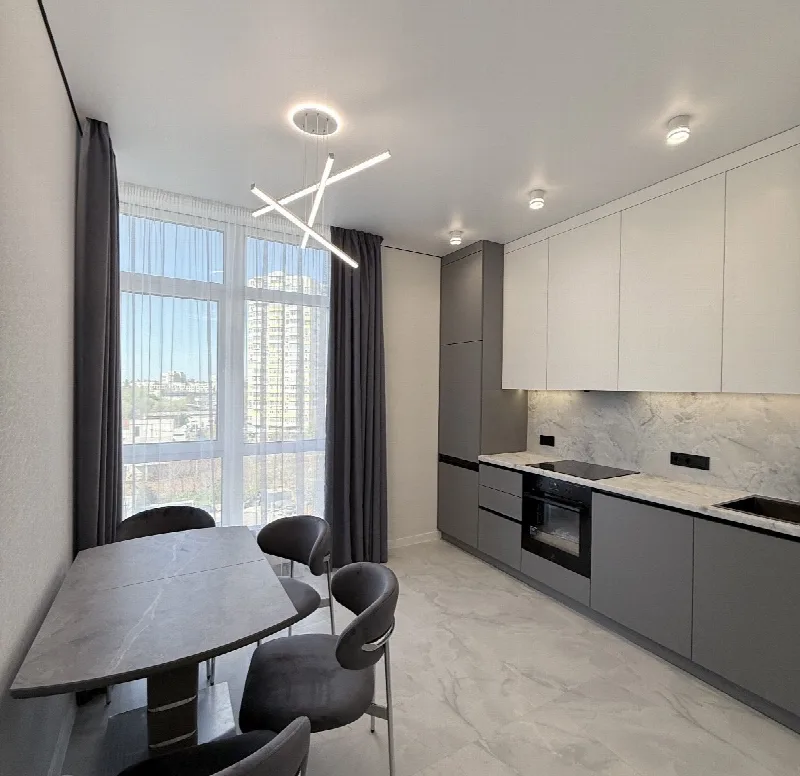 2-комнатная квартира, 53 м², 65 Жемчужина, Фонтан