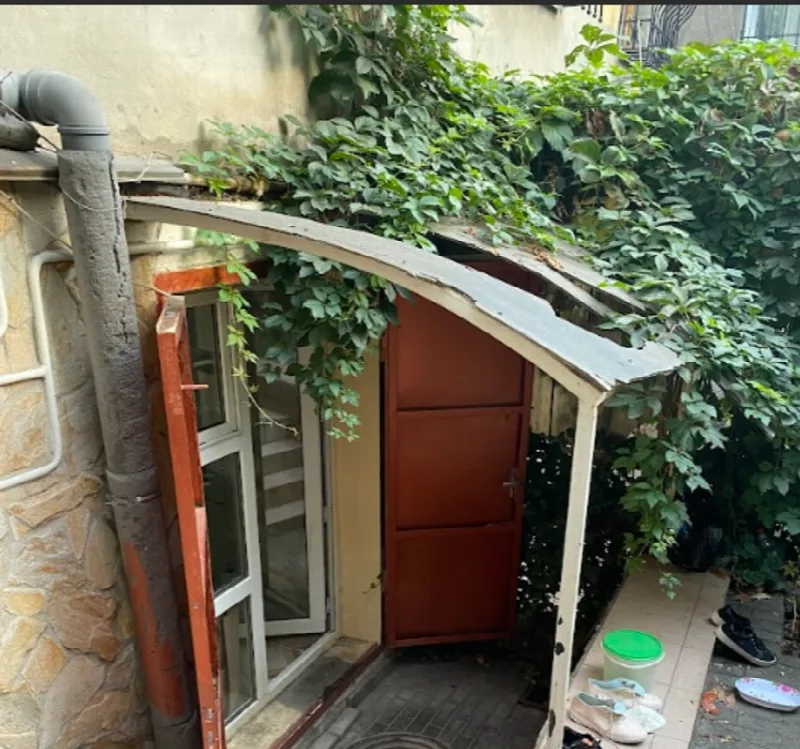5-кімнатна квартира, 175 м², Центр