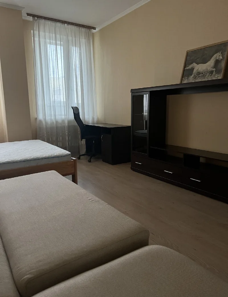 1-кімнатні, 48 м²