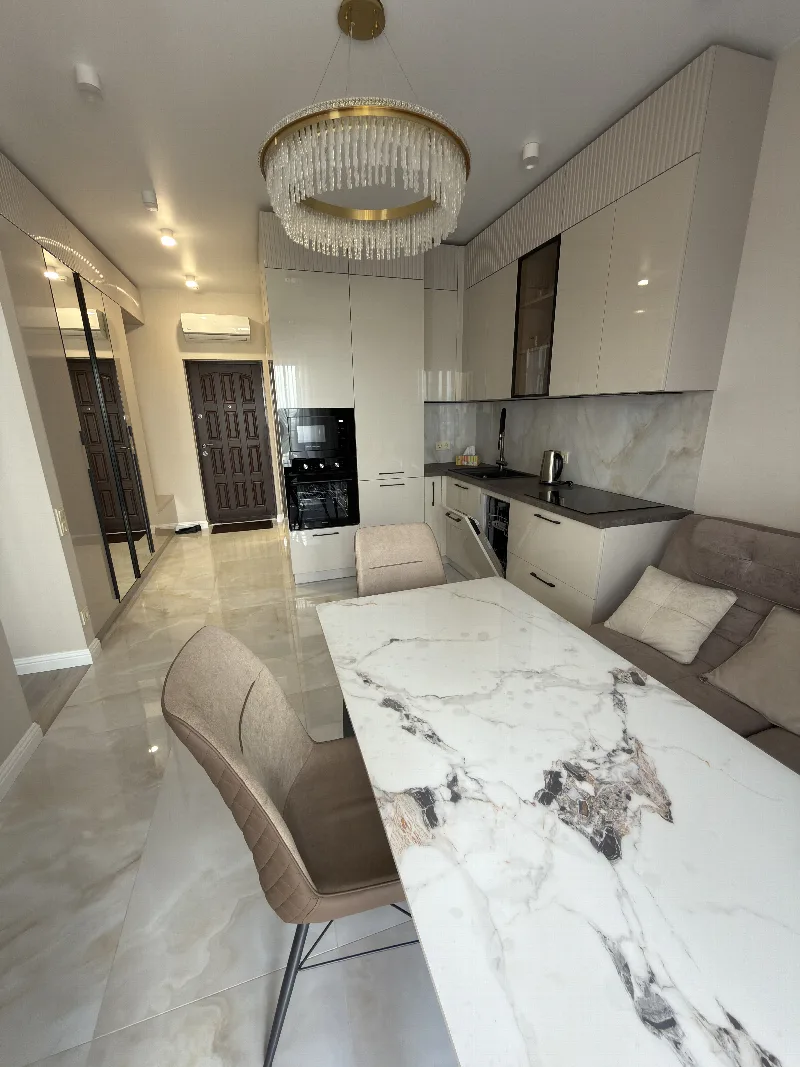 1-комнатная квартира, 42 м², 61 Жемчужина, Фонтан