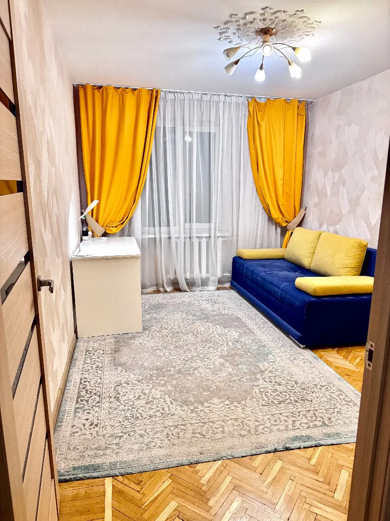 3-кімнатна квартира, 70 м², Фонтан