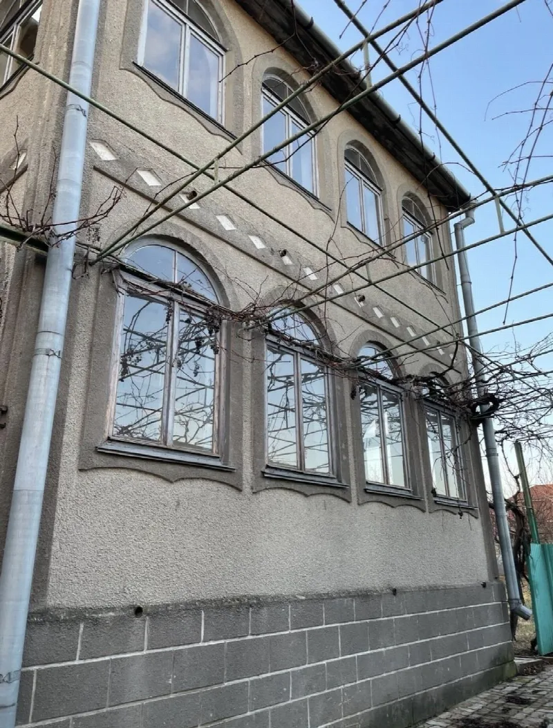6-room, 288 m²