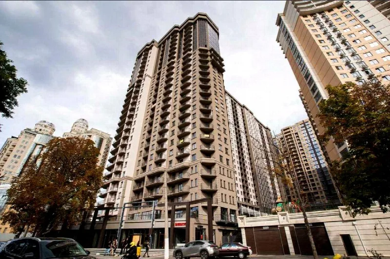 1-кімнатні, 60 м²