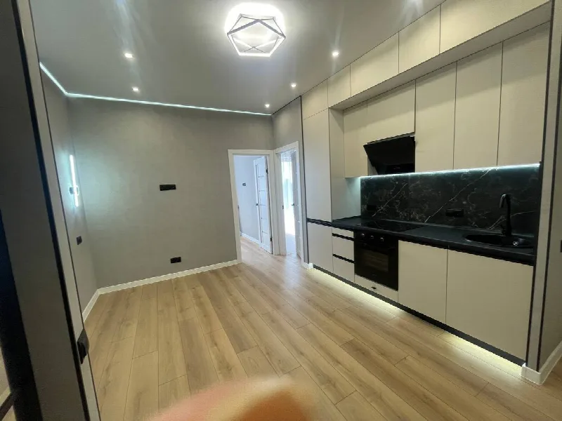 2-комнатная квартира, 42 м², 67 Жемчужина, Фонтан