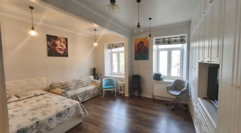 1-кімнатна квартира, 35 м², Центр