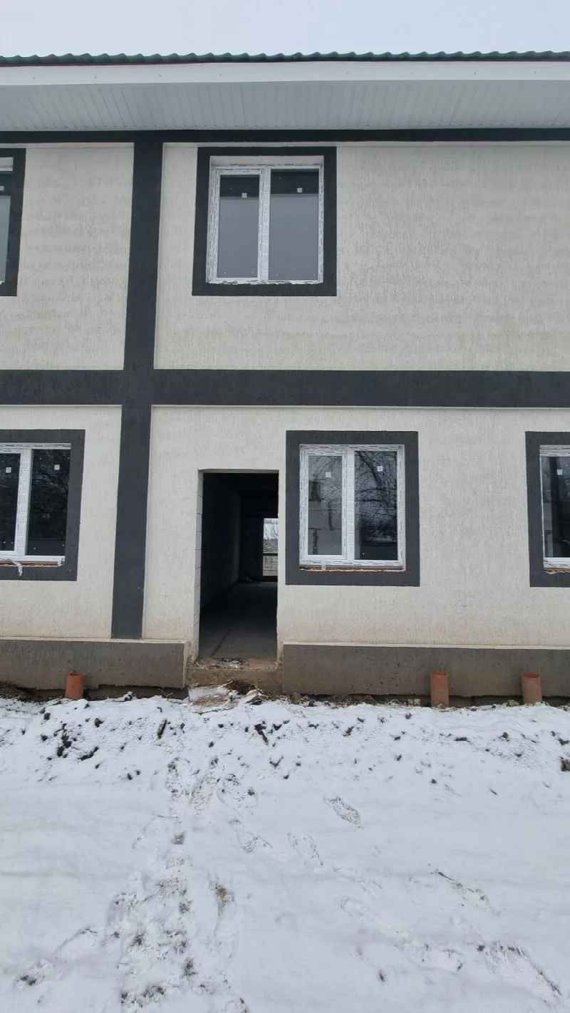 4-кімнатний будинок, 72 м², Ленселище