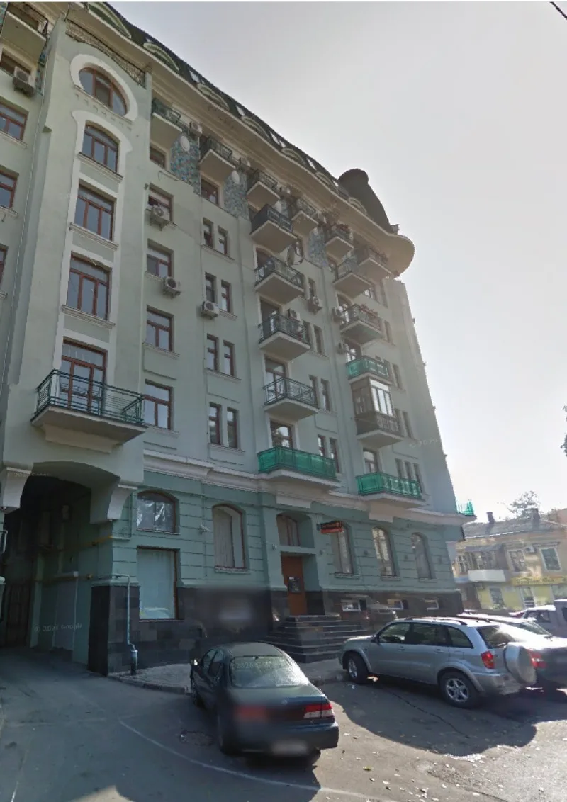 Комерційна, 77 м², Центр
