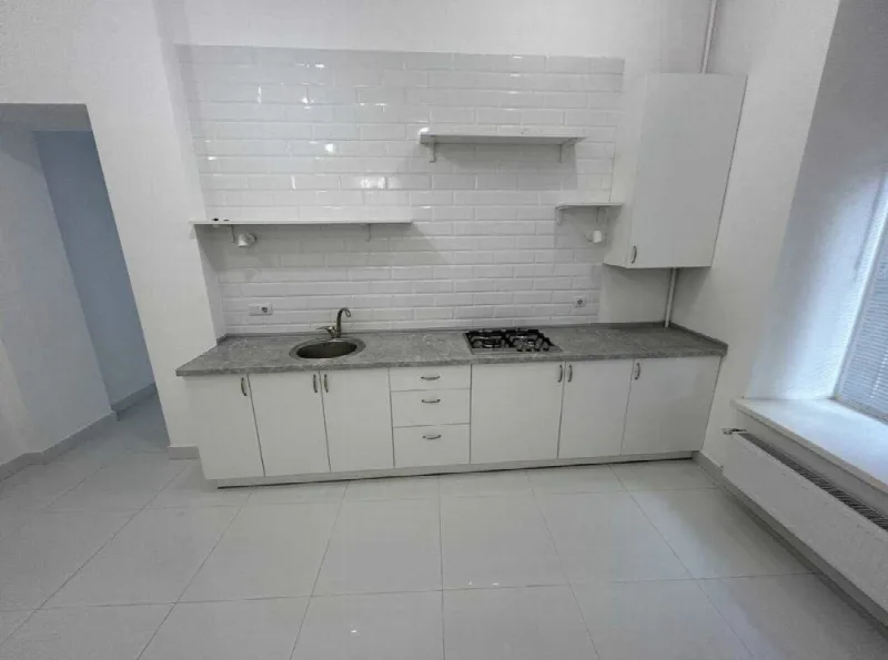 2-комнатная квартира, 84 м², Центр