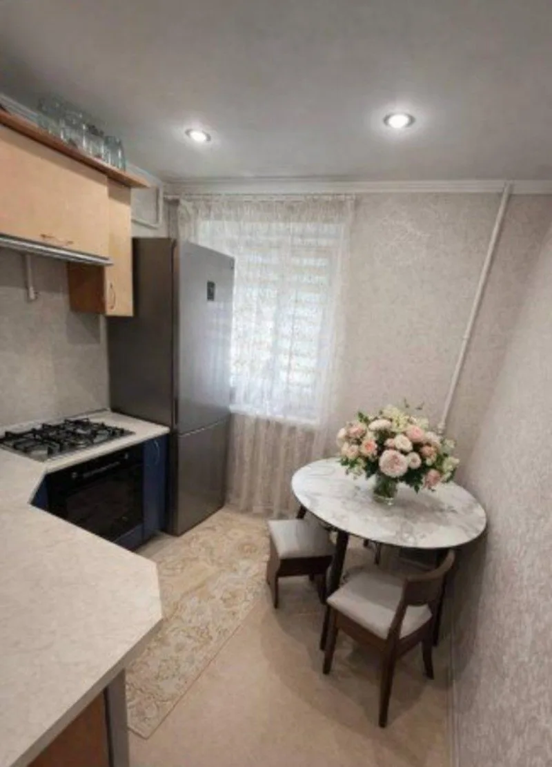 2-кімнатні, 42 м²