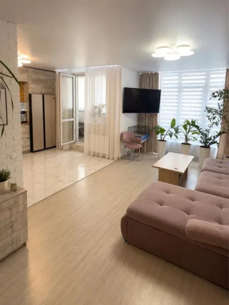 3-кімнатні, 85 м²