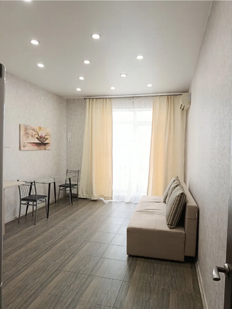 1-кімнатні, 54 м²