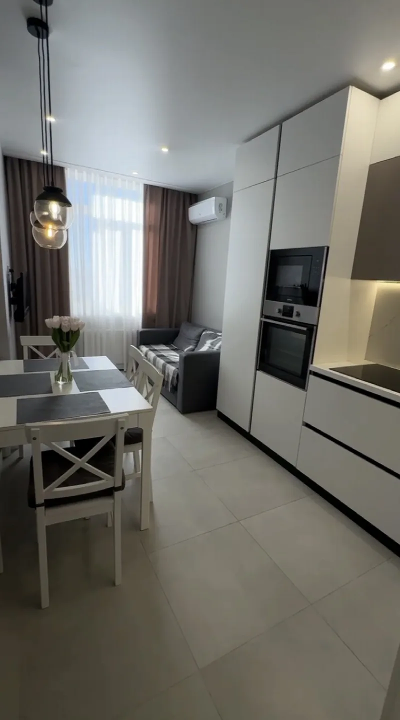 2-кімнатна квартира, 74 м², Дмитрівський, Таїрова