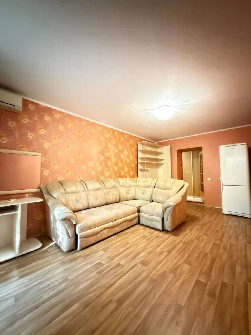 2-кімнатна квартира, 68 м², Черемушки