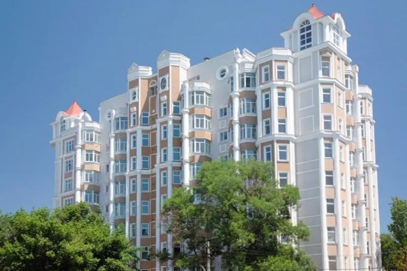 3-кімнатна квартира, 130 м², Будинки Каркашадзе, Шевченко-Французький