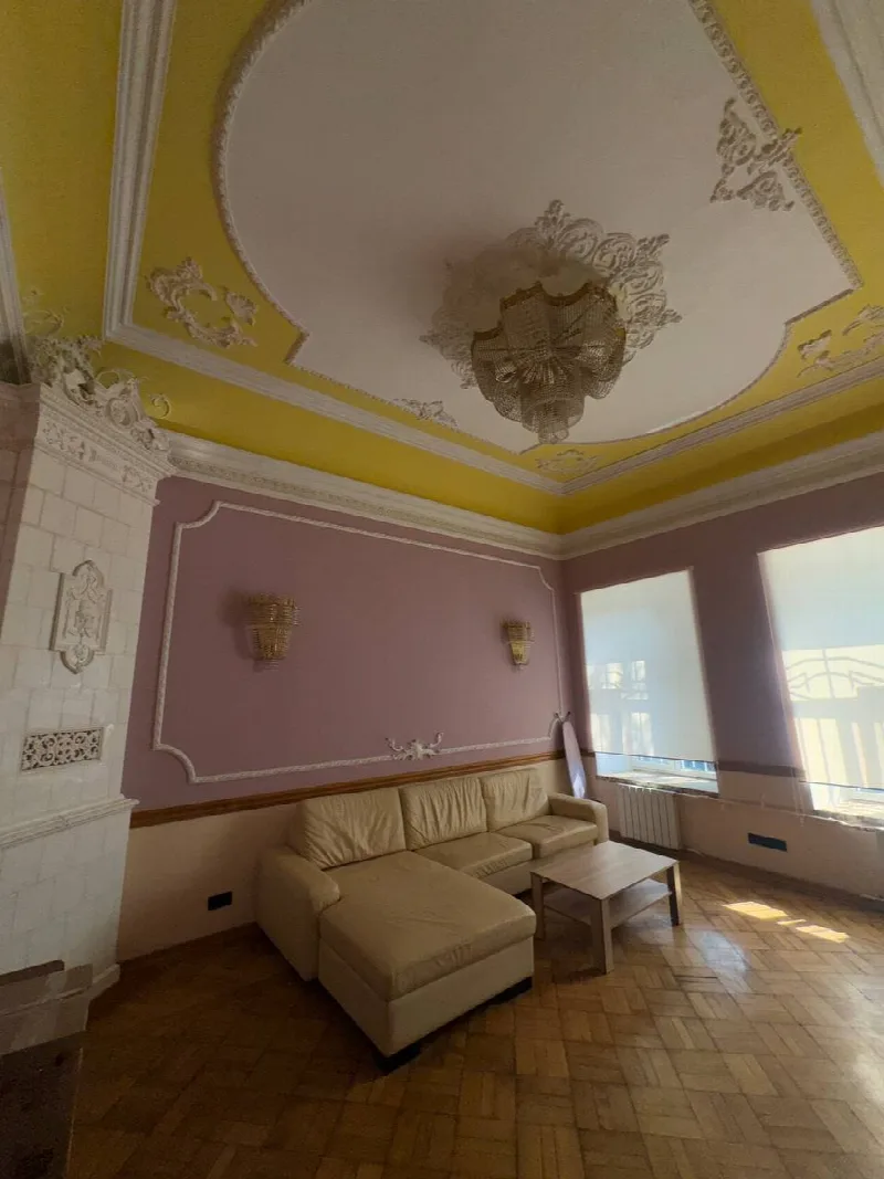 3-кімнатна квартира, 92 м², Центр