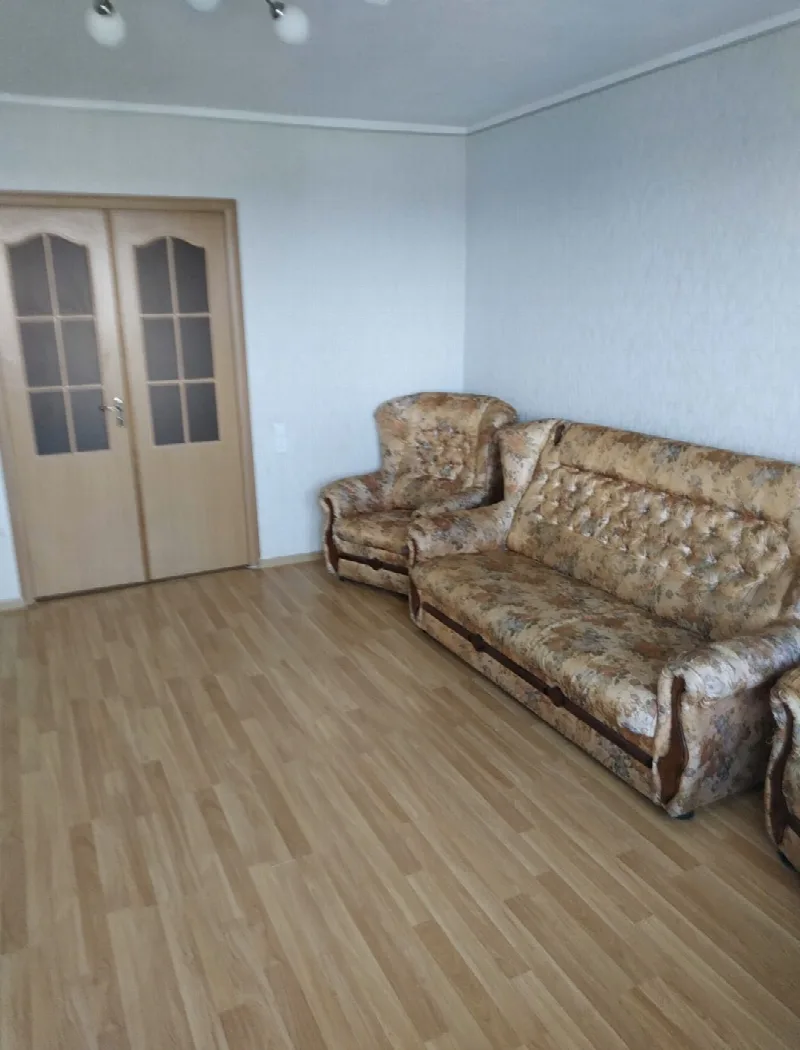 4-кімнатна квартира, 81 м², Черемушки