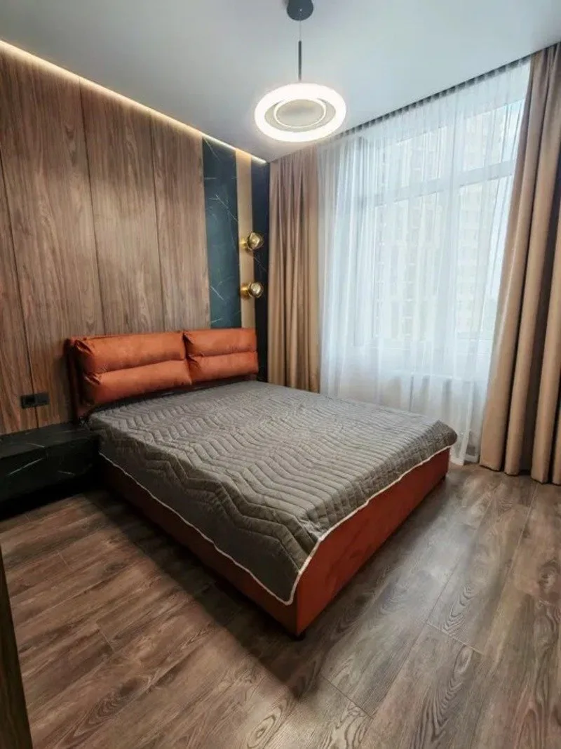 1-кімнатні, 43 м²