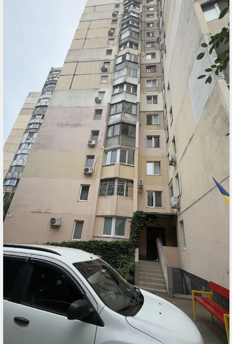 1-кімнатна квартира, 43 м², Таїрова