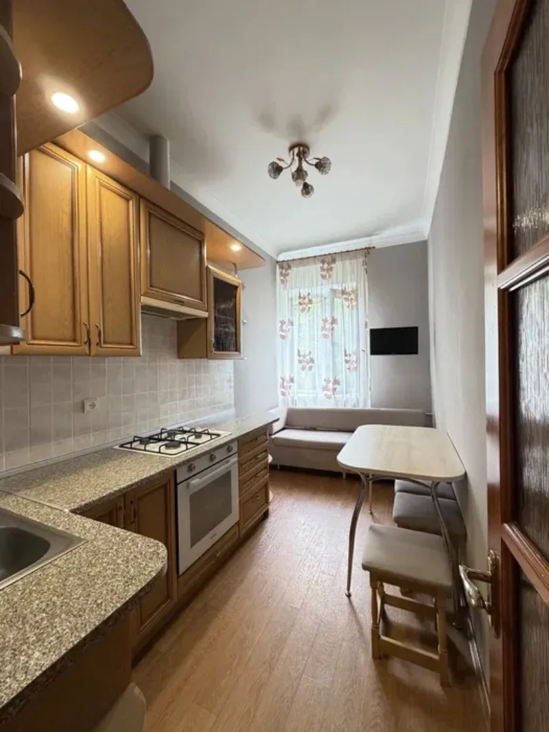 2-кімнатні, 56 м²
