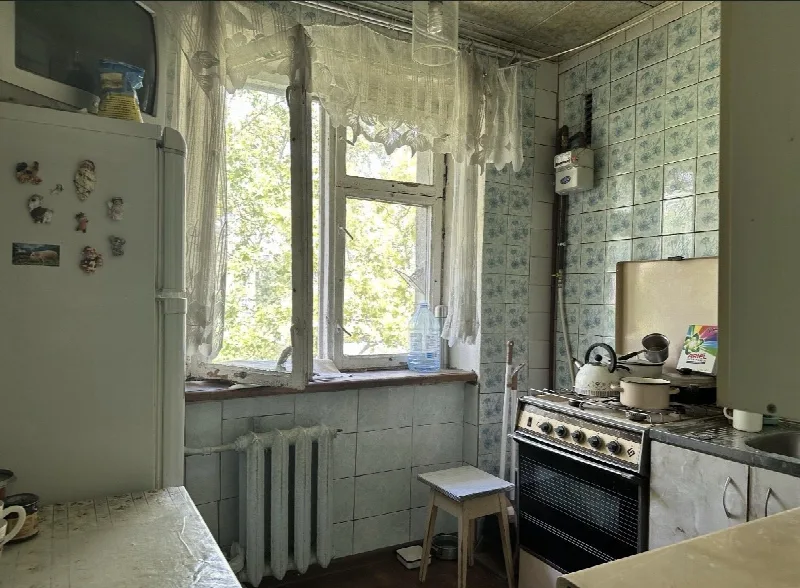 4-кімнатна квартира, 64 м², Черемушки