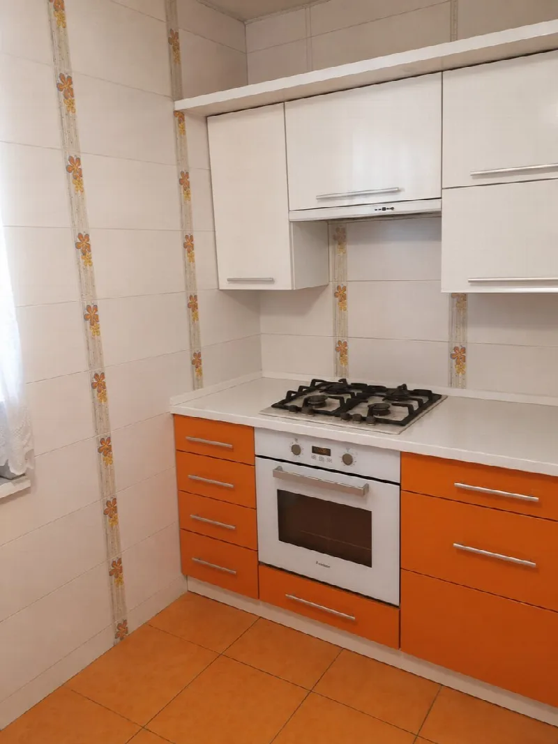 2-кімнатні, 75 м²