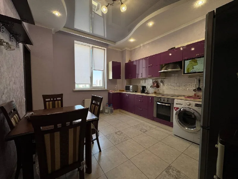 3-кімнатні, 98 м²