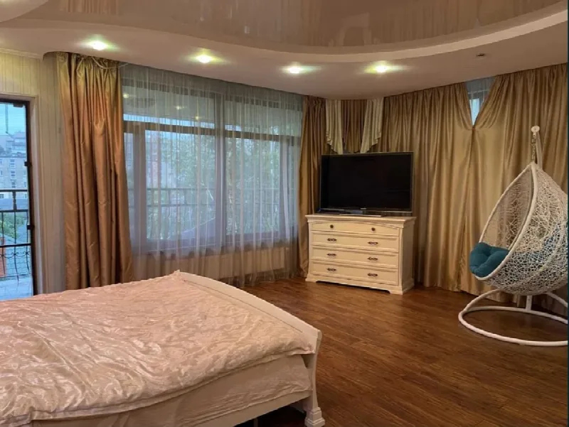 6-комнатный дом, 370 м², Фонтан